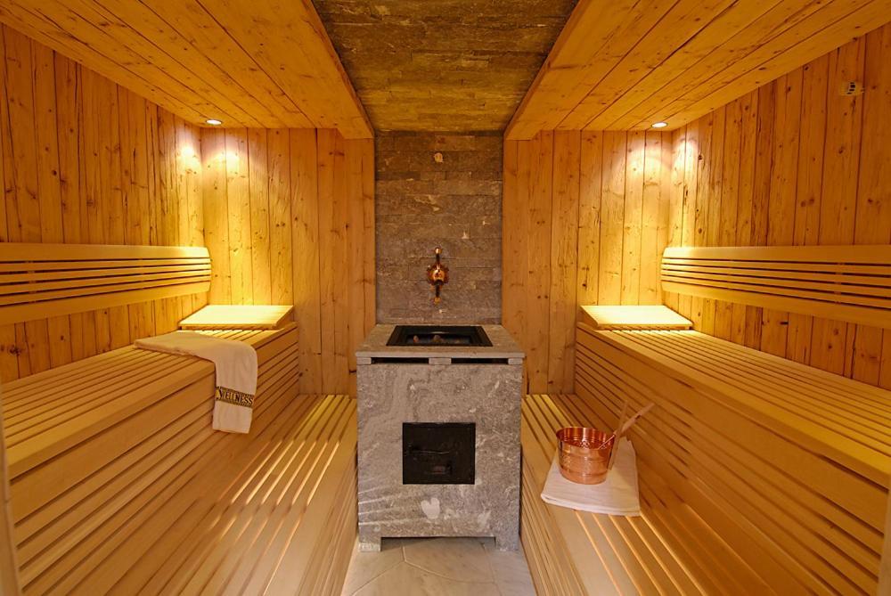 Hotel Talblick Ortisei Exterior photo